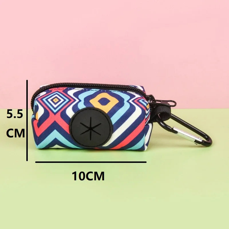 Distributeur de Sacs à Crottes pour Chien avec Attache – Porte-Sacs Déjections Canines Compact pour Laisse & Promenade